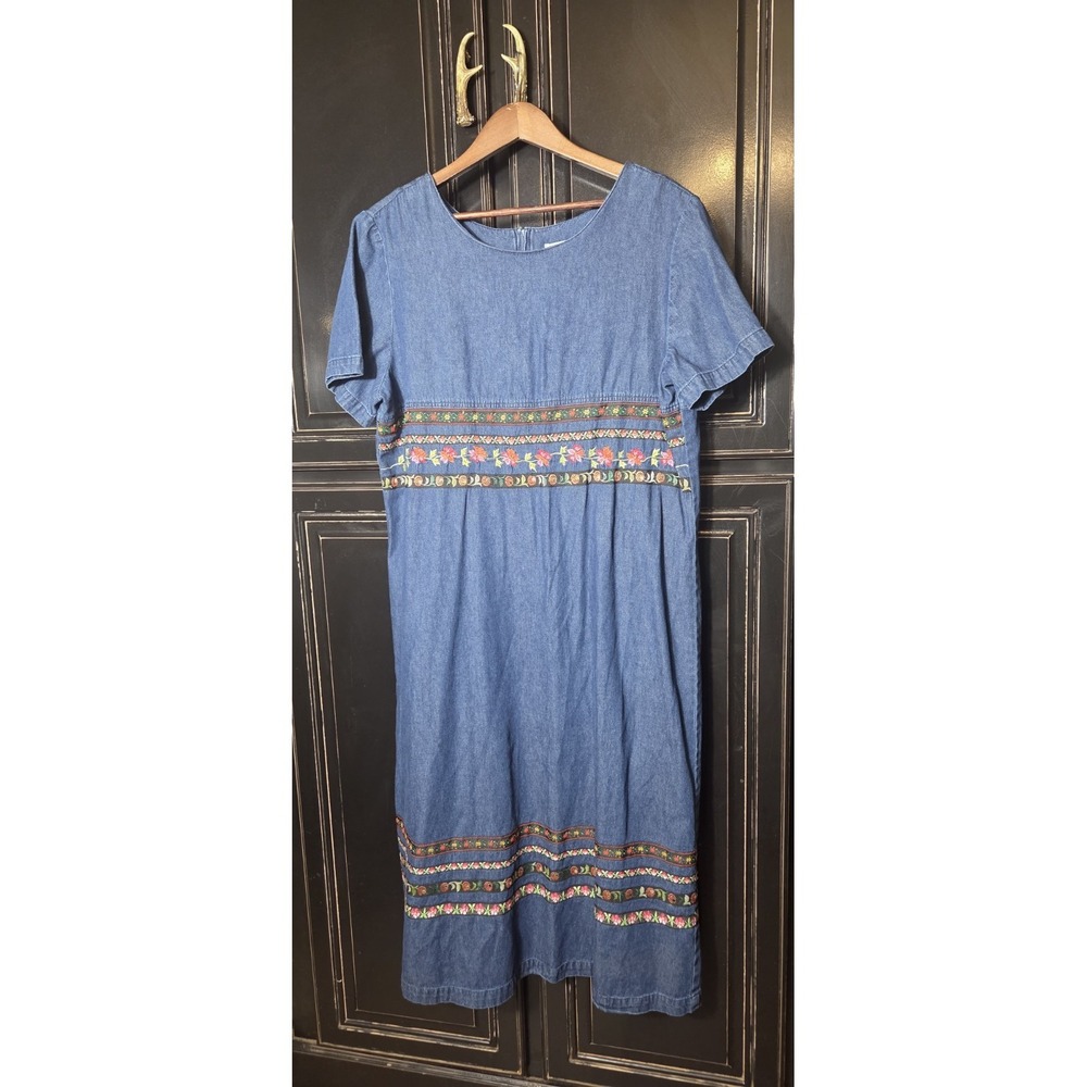 Vintage Bedford Fair 18p Embroidery Denim Dress, Cottage Core, Granny Core, Summ